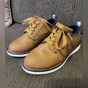 Cat & Jack kids Franco Oxford shoes.